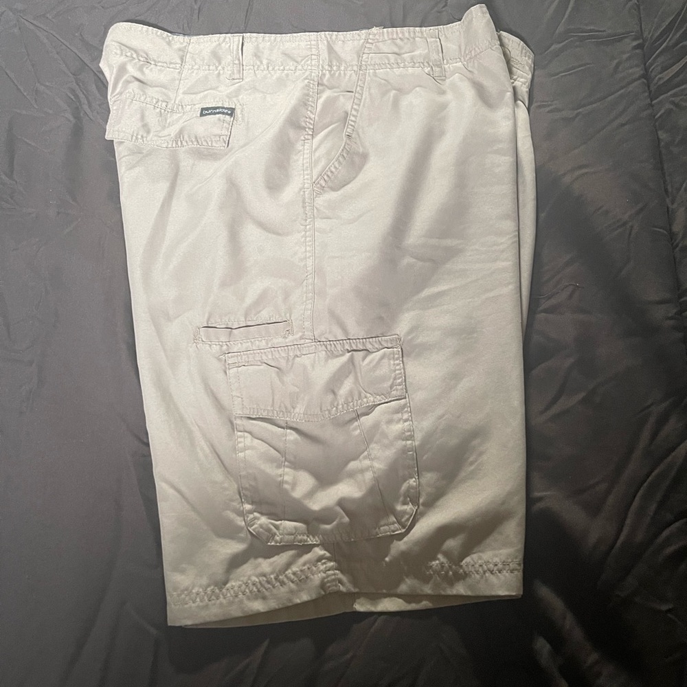 Men’s cargo shorts
